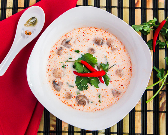 Image: Mom's Siam 2 Restaurant photo 4